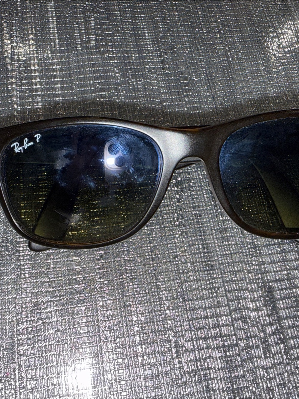 Ray-Ban Polarized Glass Lens Sunglasses + Original Case